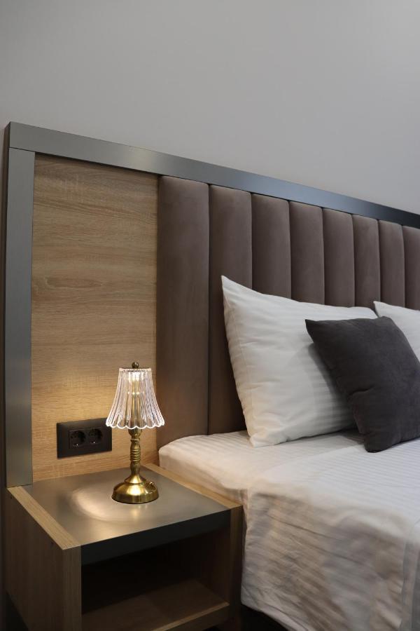 Orion Aparthotel Jerevan Buitenkant foto