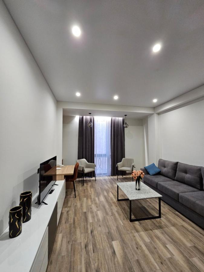 Orion Aparthotel Jerevan Buitenkant foto