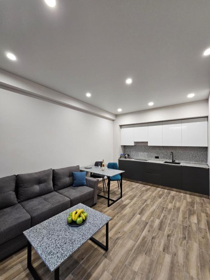 Orion Aparthotel Jerevan Buitenkant foto